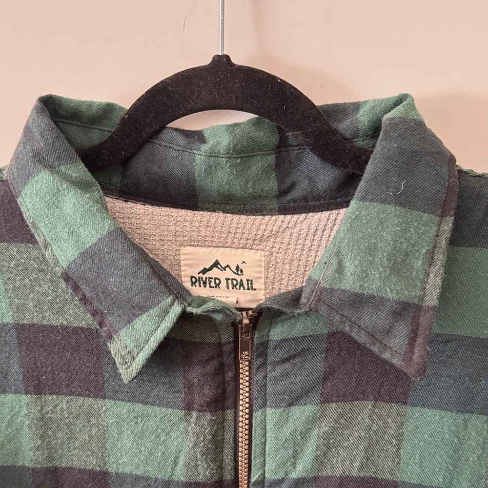 RIVER TRAIL NWT SZ 2XL Green&Black Checkered Men's Jacket Zip Closure 2 pockets - Picture 3 of 9
